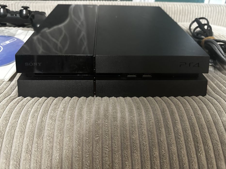 Konsola Ps4 Fat 500 G
