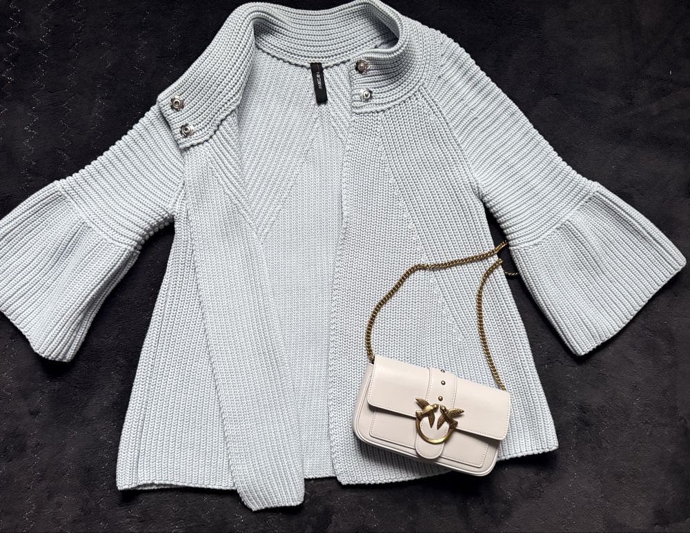Luksusowy sweter Marc Cain – jasnoniebieski , oversize
