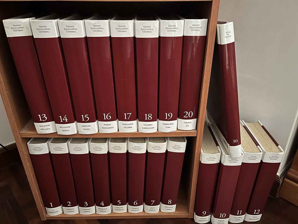 Enciclopedia de 30 volumes