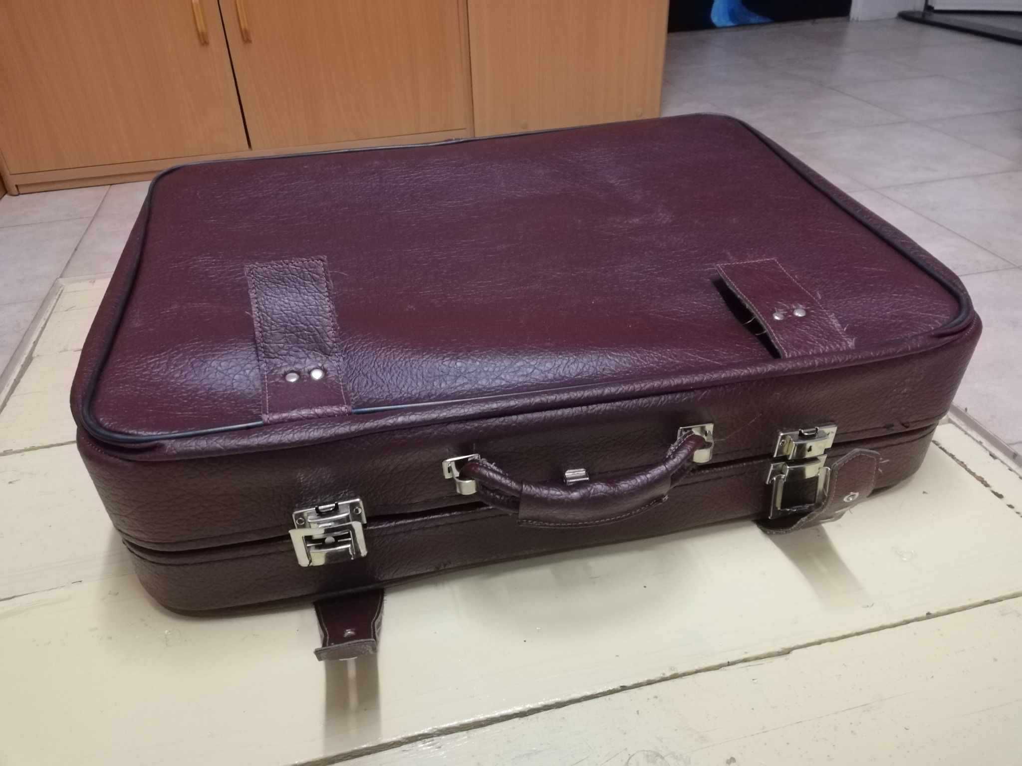 Stara walizka 50x70x22cm