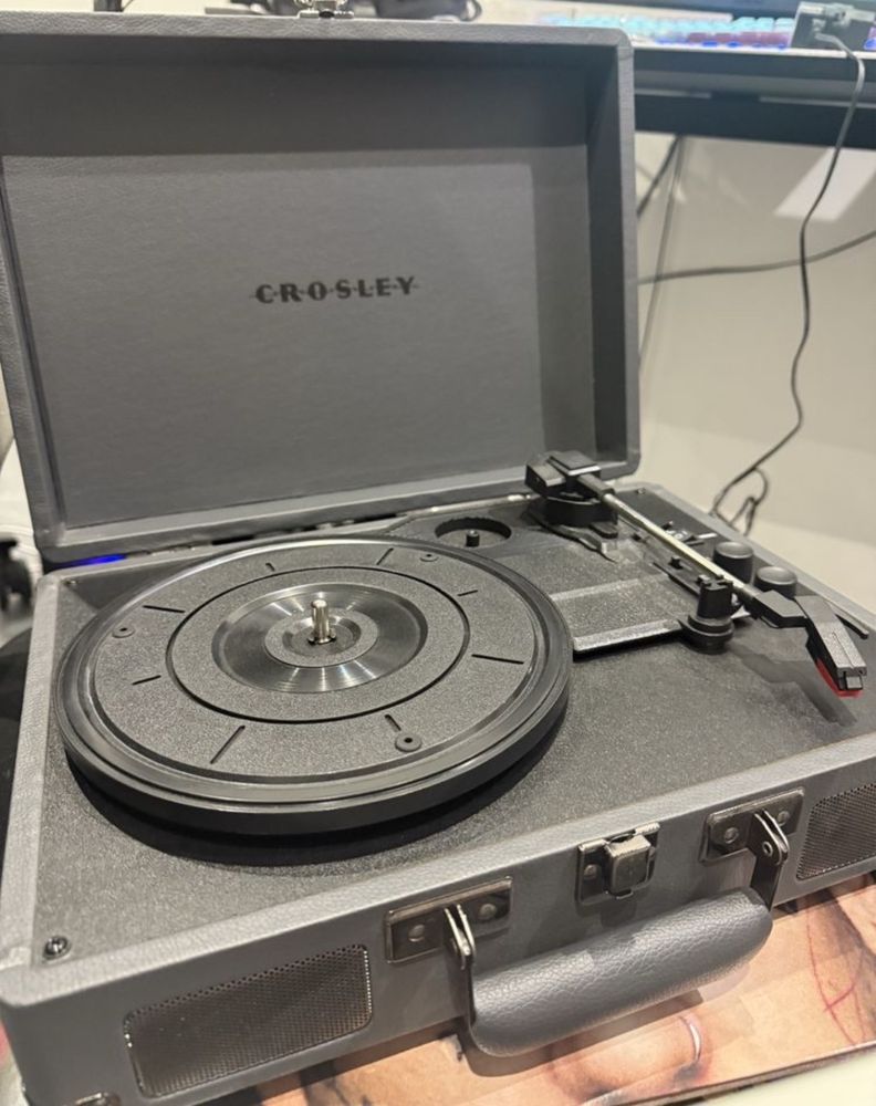 Crosley Cruiser Slate Грамофон, програвач вінілових