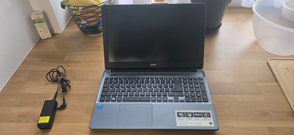 Acer aspire E5-571 i5 5200U Super Stan