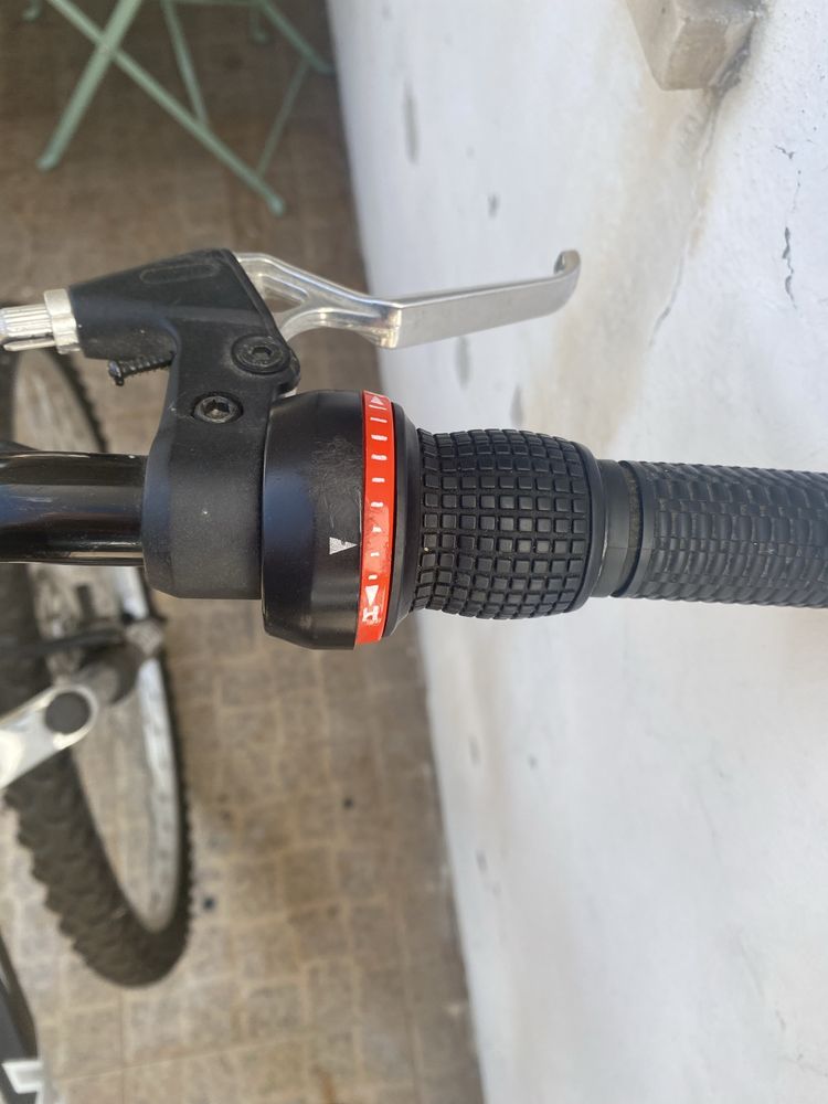 Bicicleta GKX Full suspension