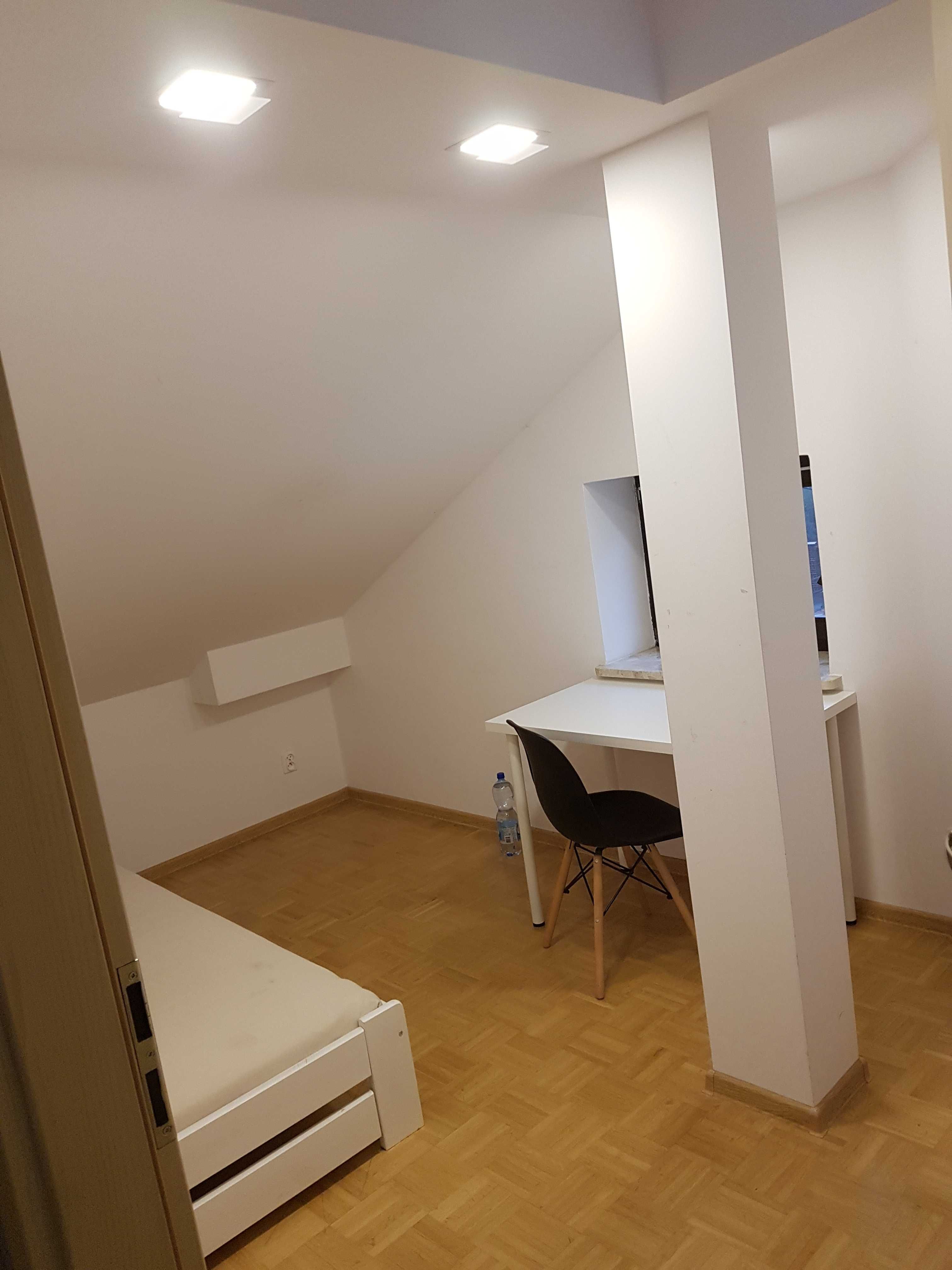 1 osobowy pokój z dużym (140x200) łóżkiem i dużą szafą, Gdańsk Morena