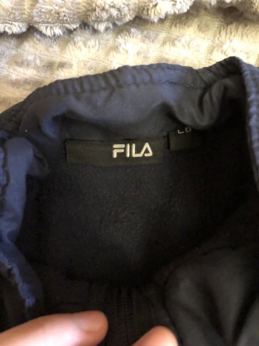 Продам жіночий оригінальний анорак Fila