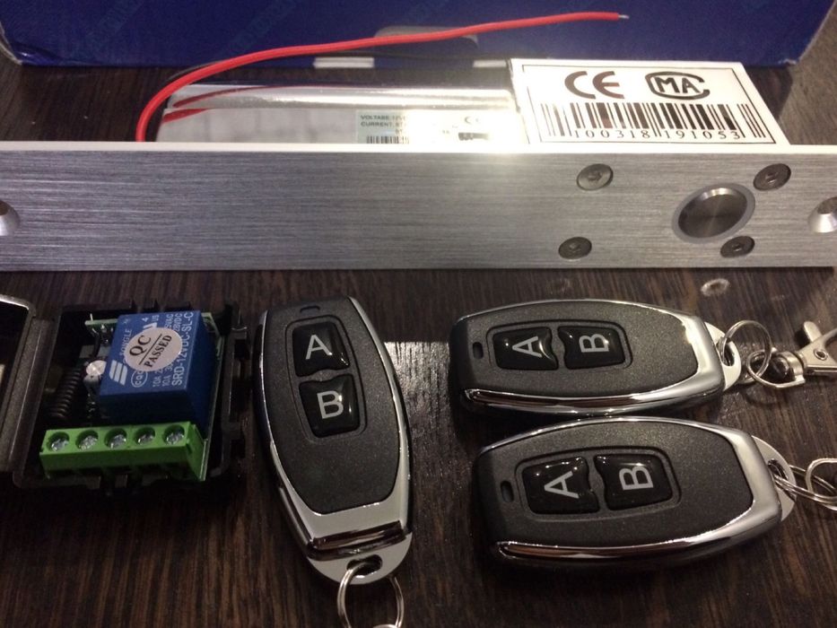 Єлектронный замок невидимка комплект