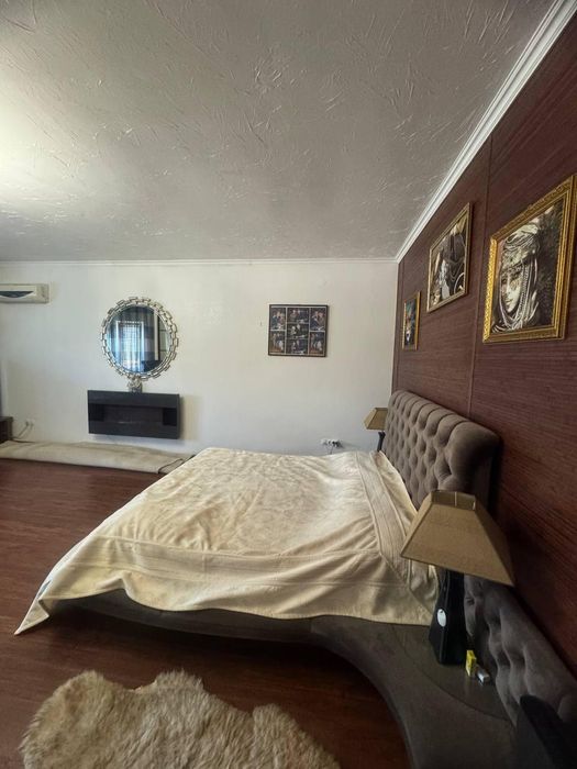 В продаже двухэтажный дом с ремонтом (209-993)