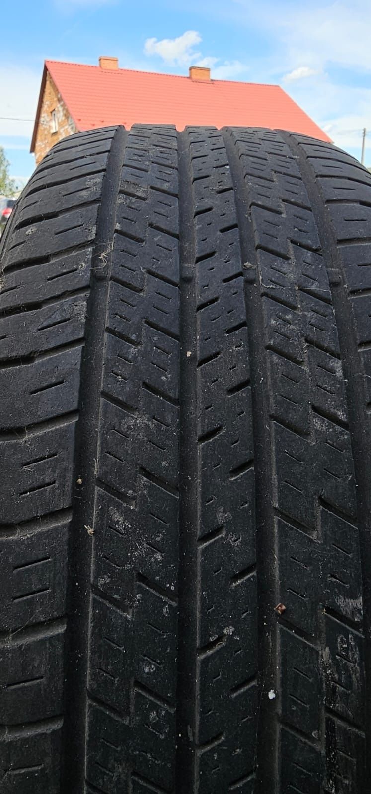 Opony Continental 4x4 contact 235/55 r17