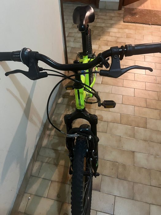 Bicicleta semi nova p, criança