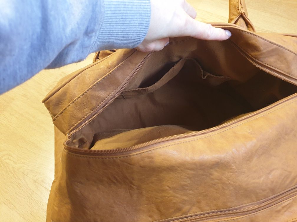Ruda torebka/torba skórzana Cropp XXL