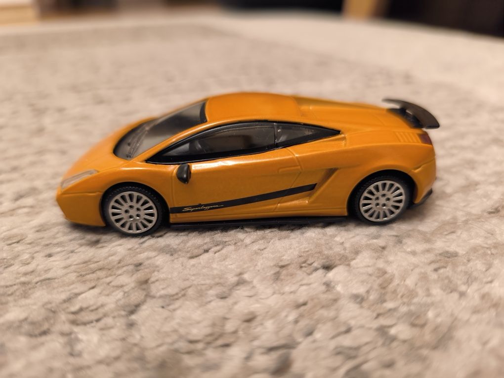 Lamborghini Superleggera 1:43