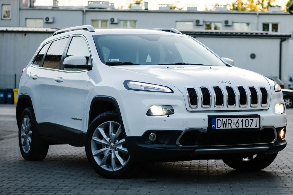 Jeep Cherokee Super stan