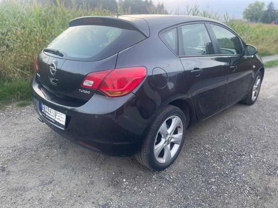 Opel Astra J 1.4 turbo
