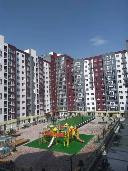 Вигідно, Центр, 3к., 82м.кв., в престижному районі КНЯГИНЕН