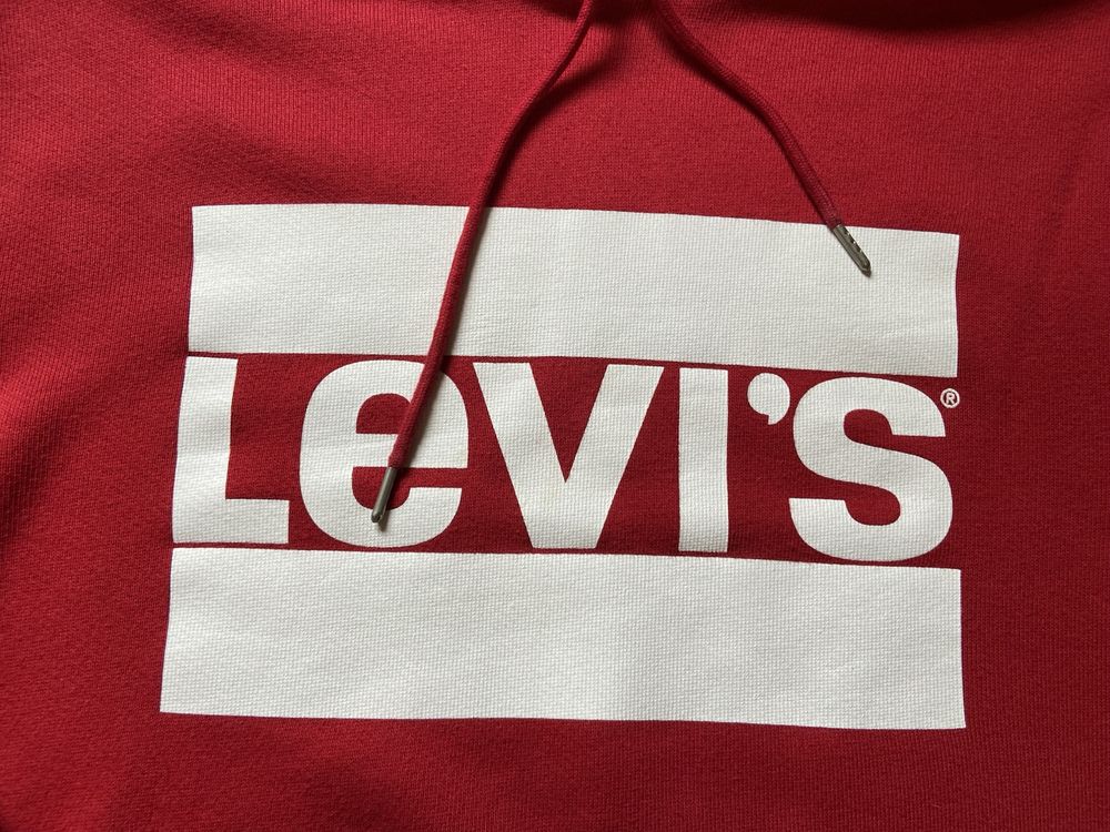 Sweat Levi’s Vermelha