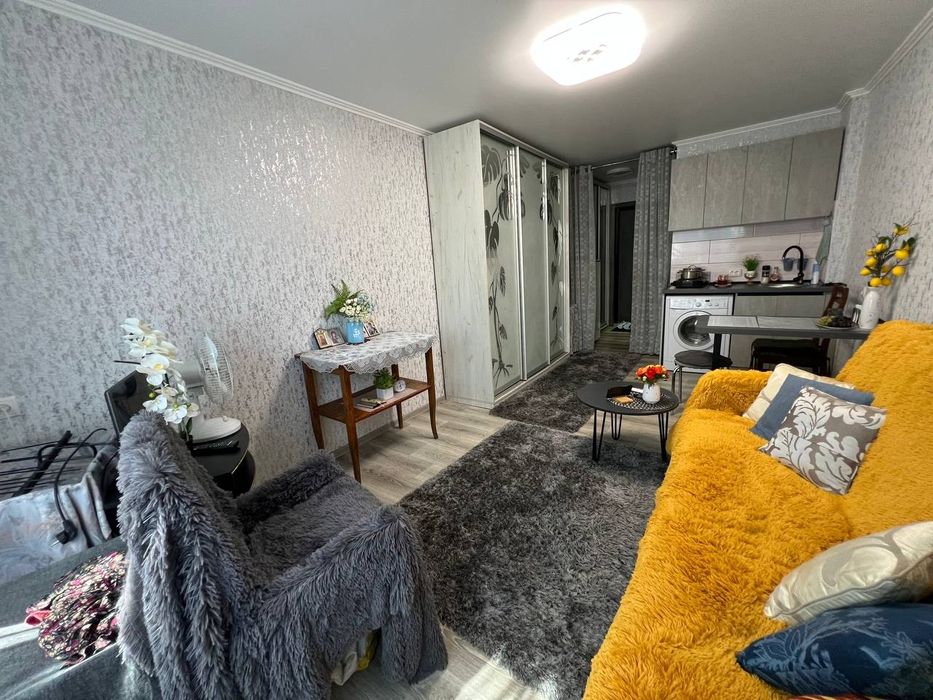 Продаж малосімейної квартири по вул.Миколи Світальського