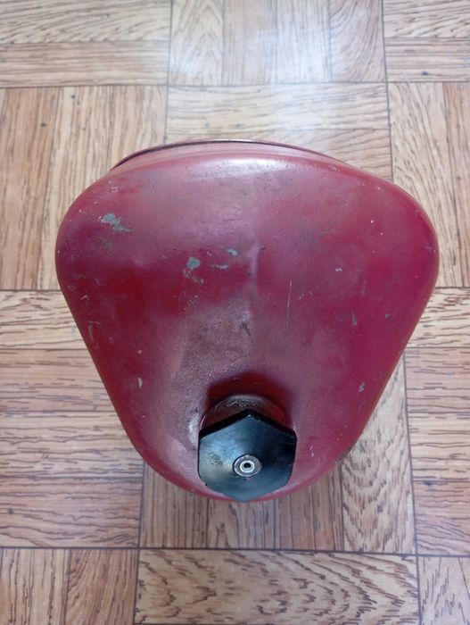 Бак от бензопилы