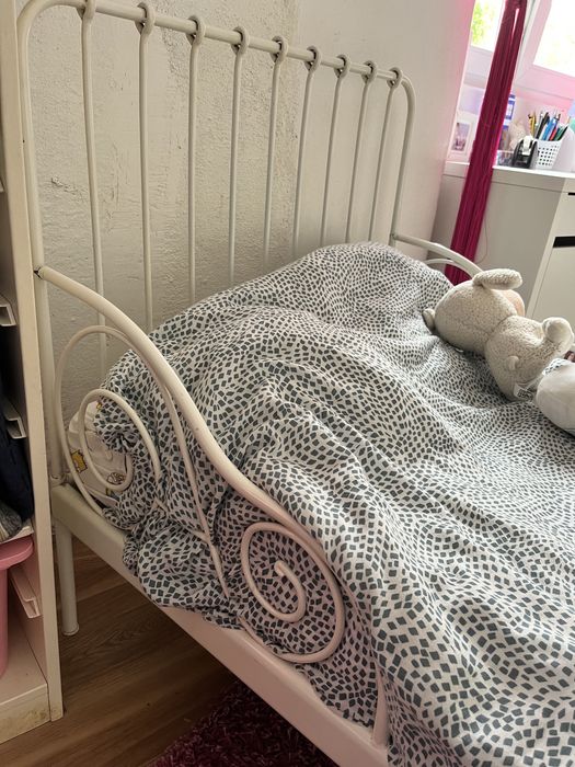 Cama criança ferro Ikea extensível