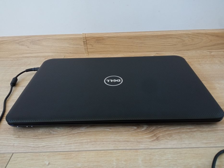 Dell Inspiron 3721