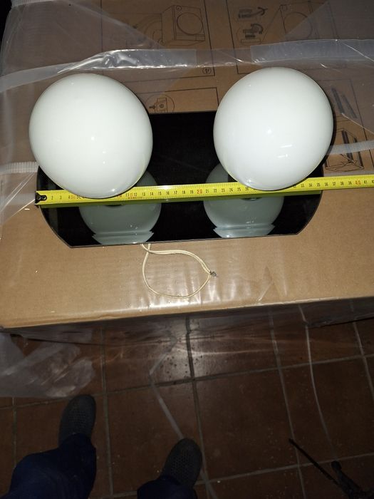 Sprzedam lampe łazienkową