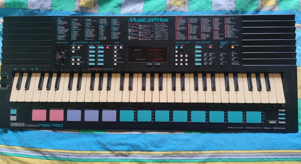 Yamaha PSS-780 made in japan