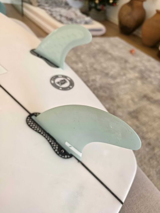 Prancha Surf Al Merrick Dumpster Diver 2 5'9 30.8L + Quilhas + Leash