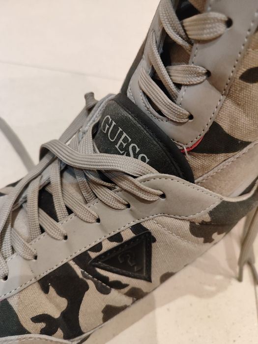 Ténis Guess como novos