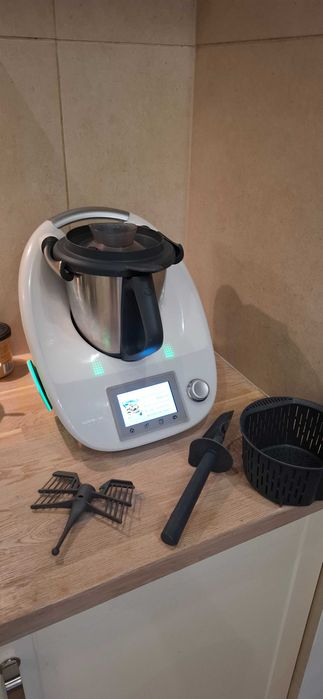 Thermomix TM5 – Twój niezastąpiony pomocnik w kuchni!