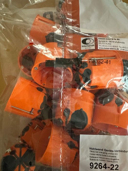 KAISER puszka podtynkowa 68mm regips 25 sztuk.