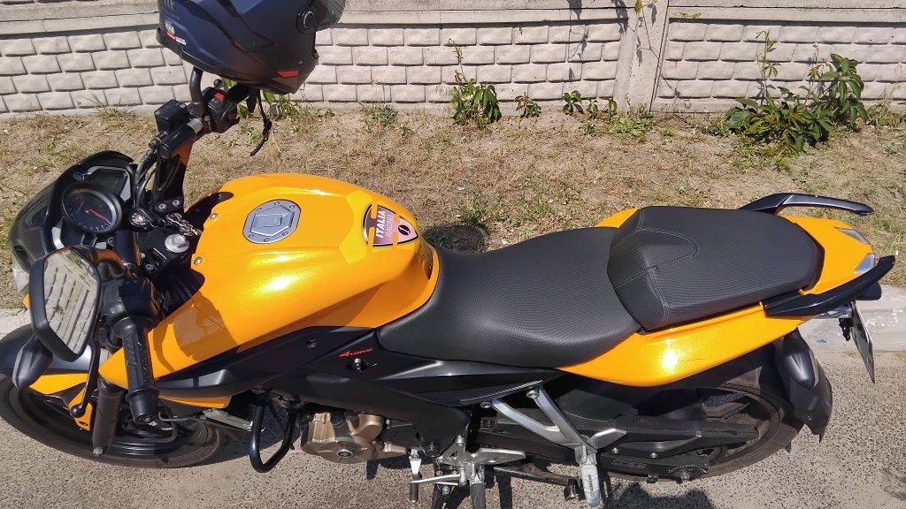 Bajaj Pulsar NS 200