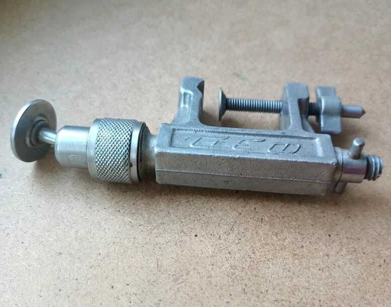 Струбцина, штатив для фотоаппарата фэд