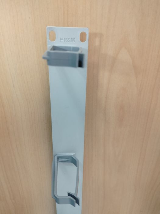 Органайзер для кабелів R&M