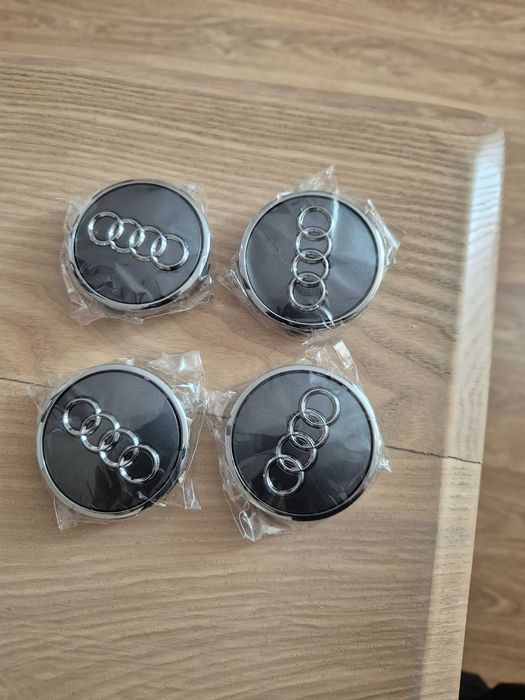 Nowe oryginalne 4 x dekielki Audi OE średnica 61 mm