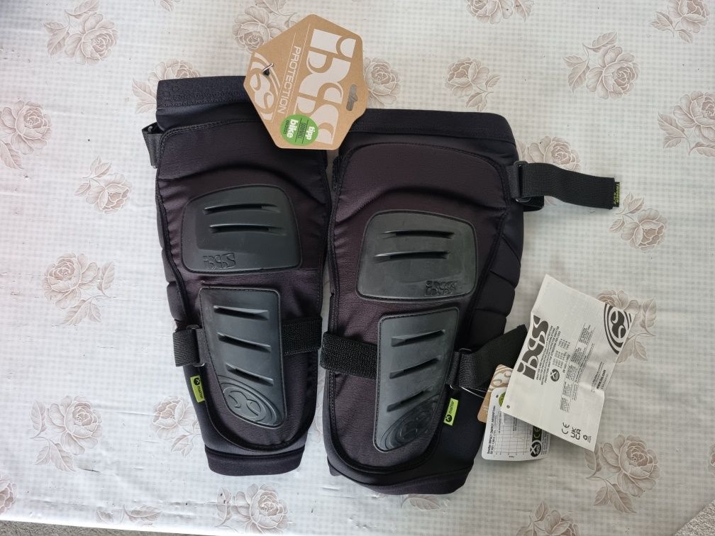 Joelheiras IXS Trigger Race tamanho XXL (46-48cm de coxa)