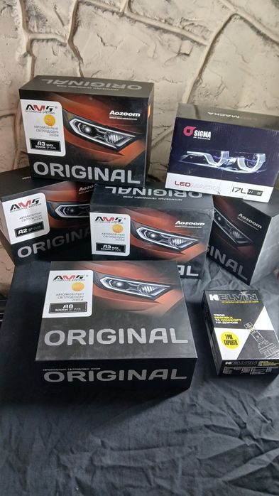 Лінзи в фари на авто. Світлодіодні линзи  BI-LED модулі