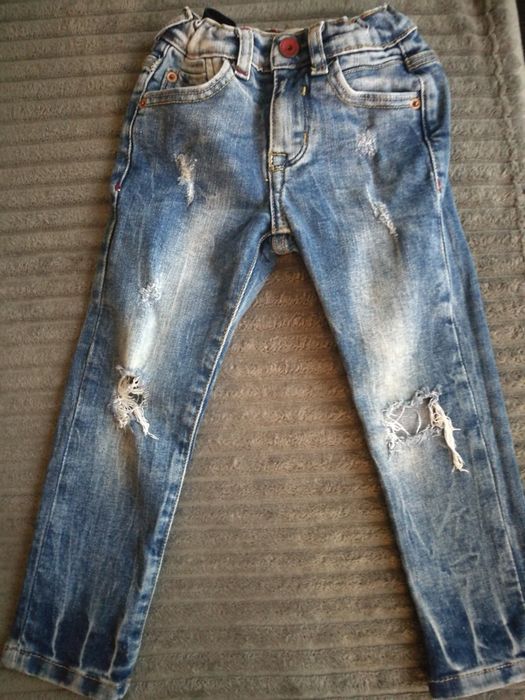 Spodnie jeansowe z dziurami Zara rozm. 104