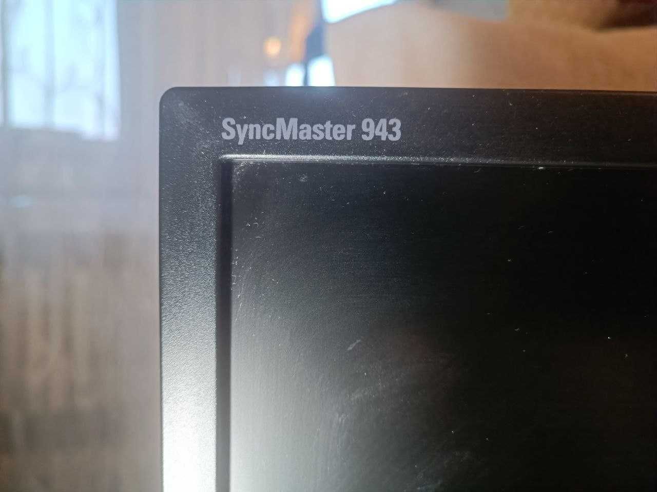 Монітор Samsung SyncMaster 943 19' 60Hz