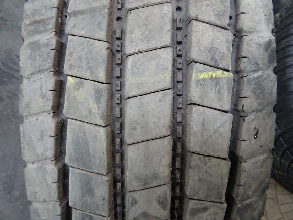 opona 215/75R17.5 Michelin XZE2 (480 netto)