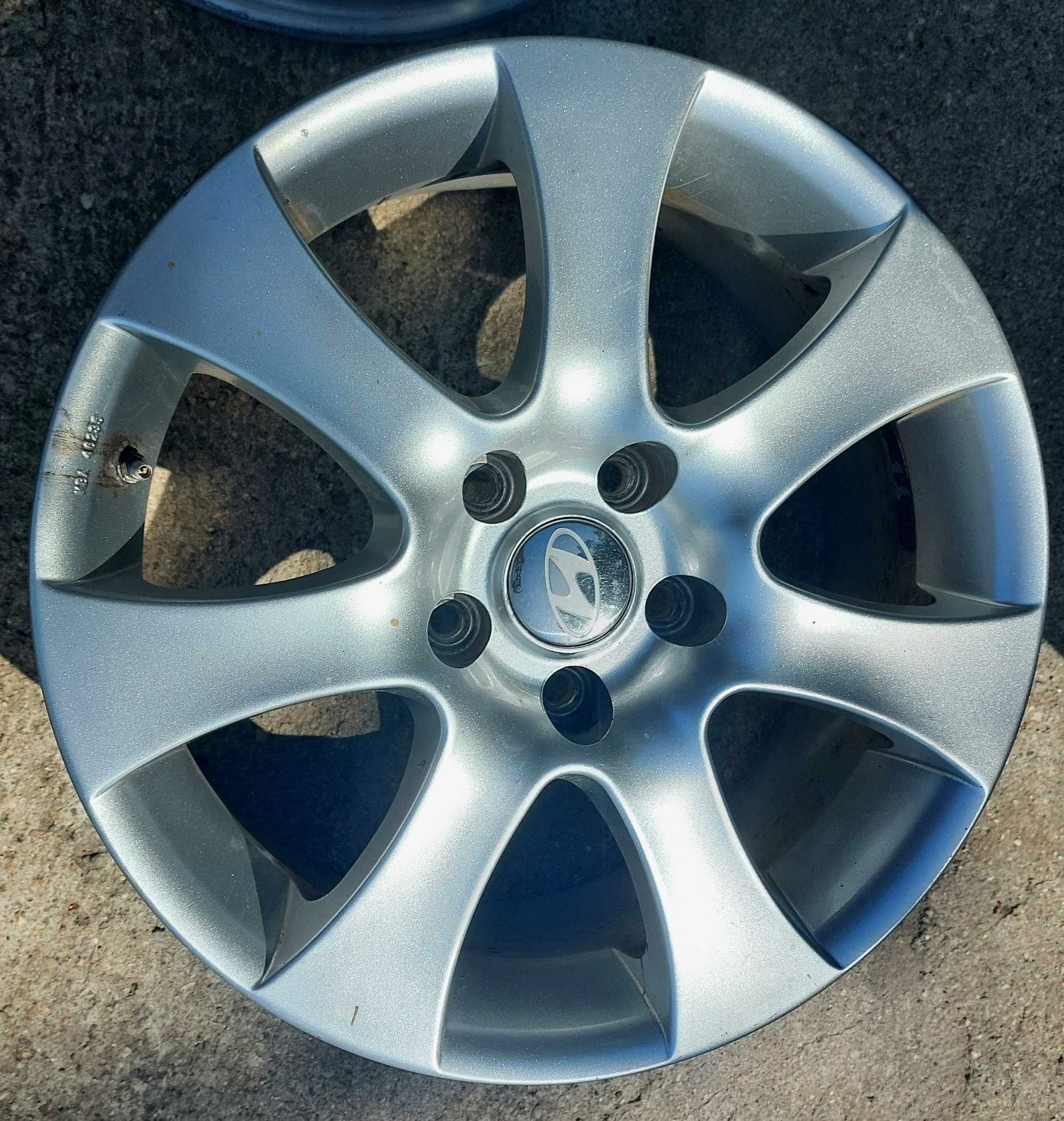 Sprzedam felgi aluminiowe DBV do Hyundai 7J17' cali  ET41