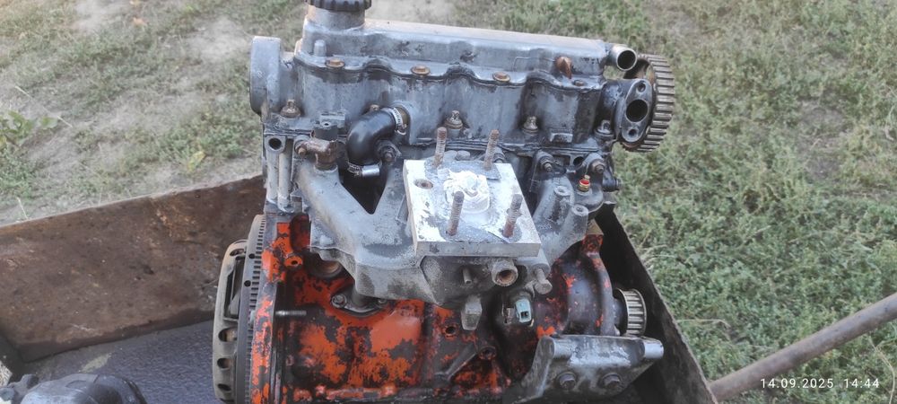 Двигун Opel Vectra A, коробка передач 1.6 92 рік