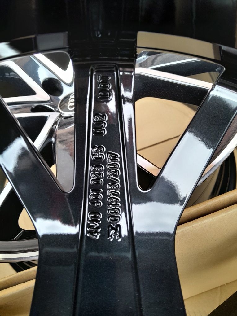 Jak nowe oryginalne 22 calowe alufelgi Audi Q7 SQ7 4M