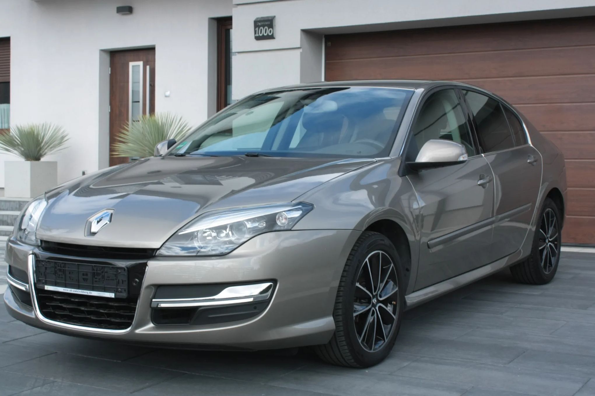 Renault Laguna Mega Stan Led Parktr Navi Grz.Fot R-link KeyFree Cały Serwis ASO 2xALU