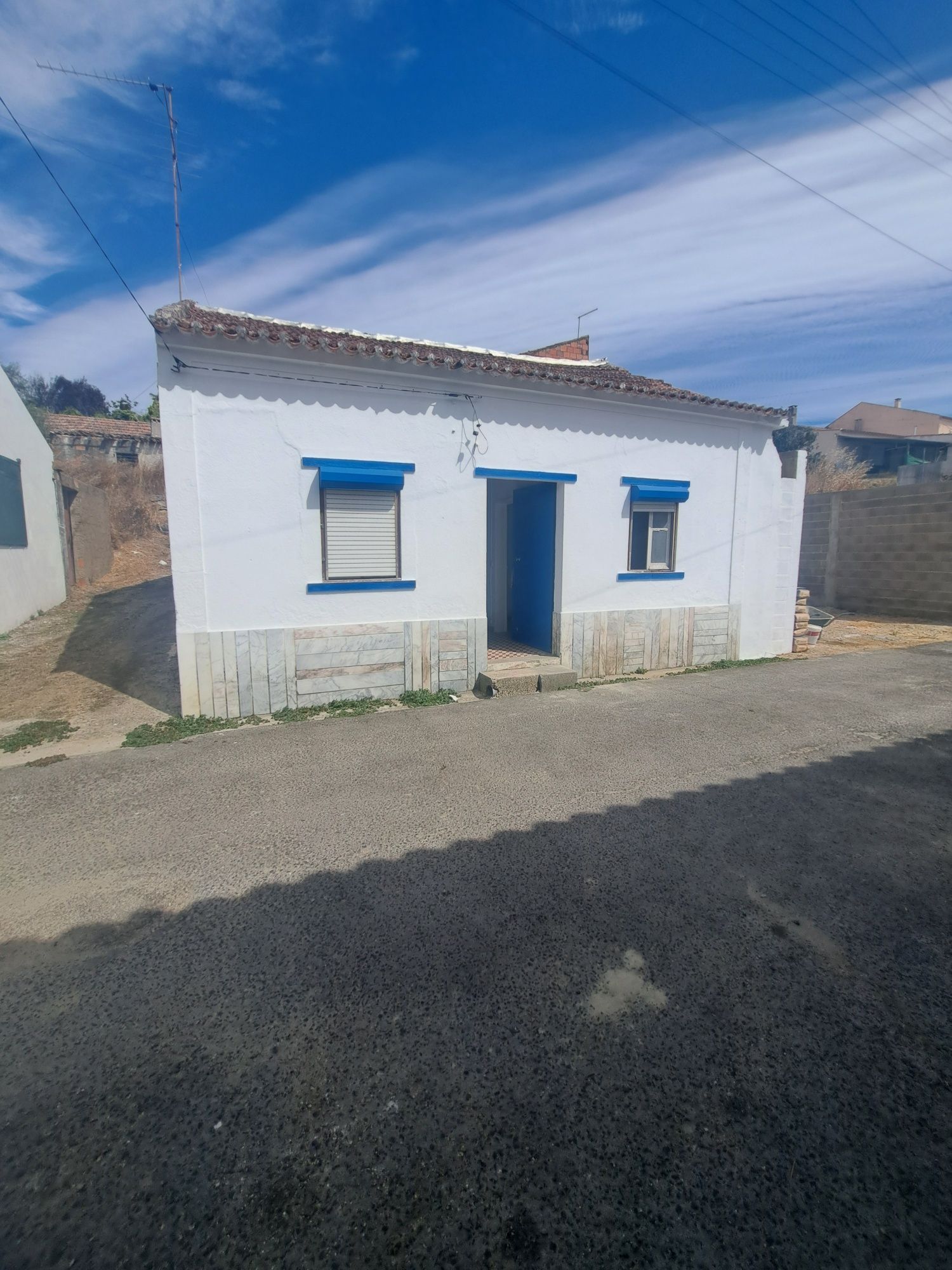 Moradia t2  na macussa