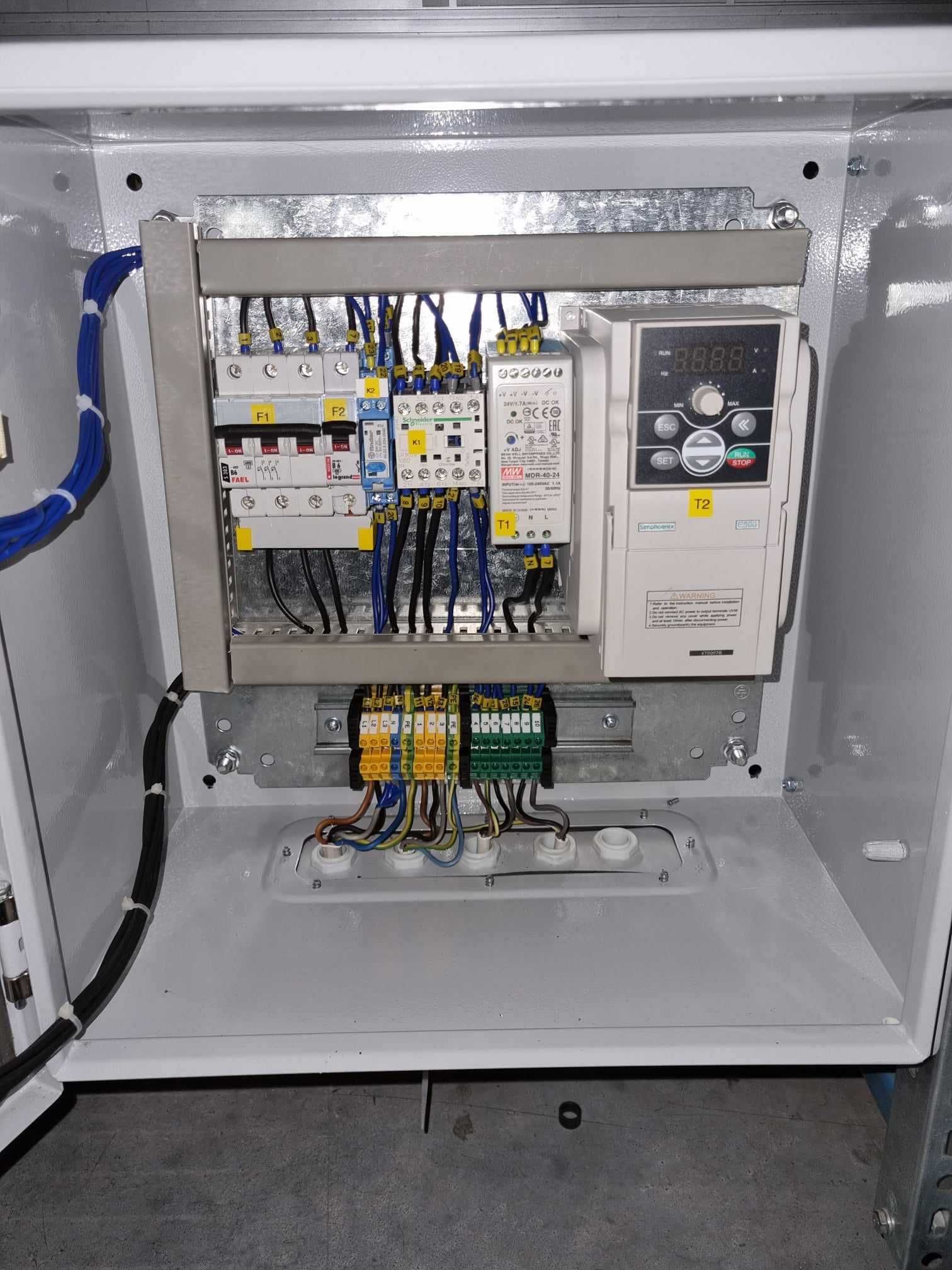 Elektryk, Instalacje elektryczne, Przyłącza, Rozbudowa, Awarie,Pomiary