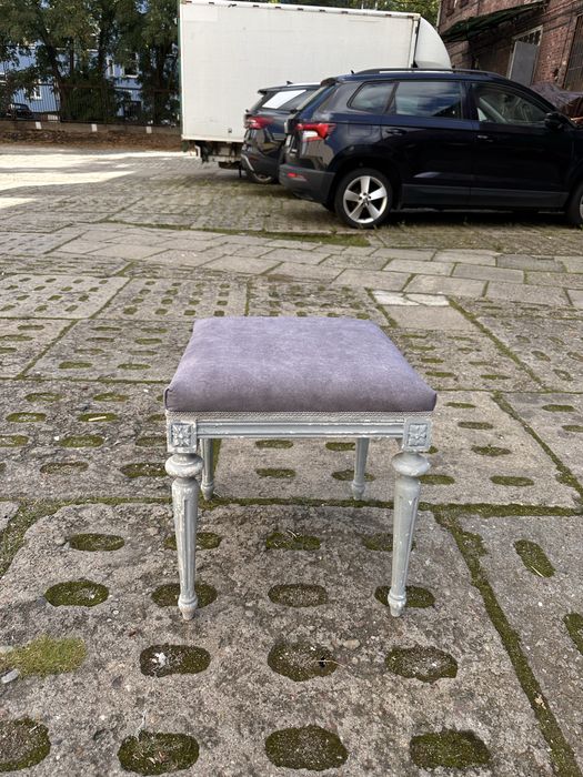 Puf / taboret w stylu retro