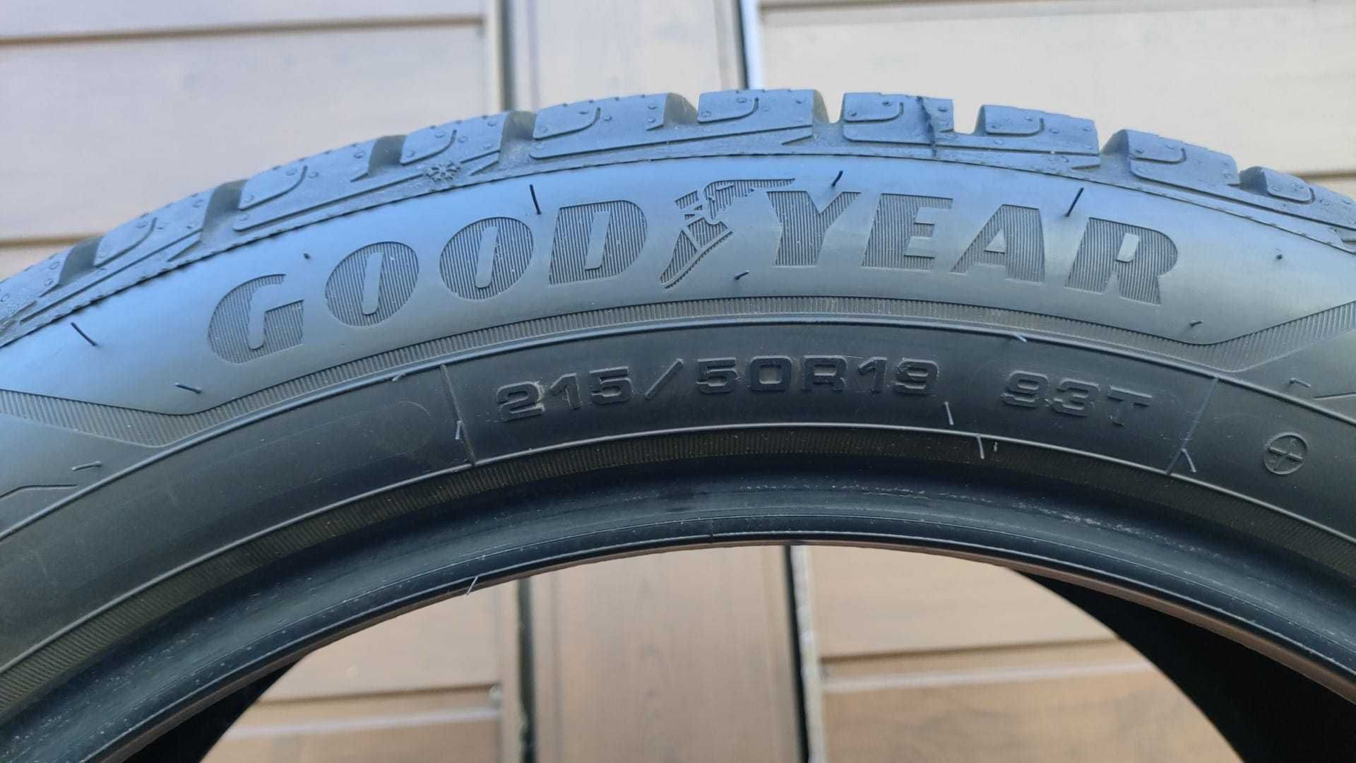 2 sztuki opony zima 215/50/19 Goodyear Ultra Grip 93T(OL427/OB)