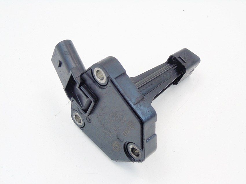 Czujnik Oleju 2.7 3.0 Tdi Audi A4 B8 A5 Q5 A6 A8