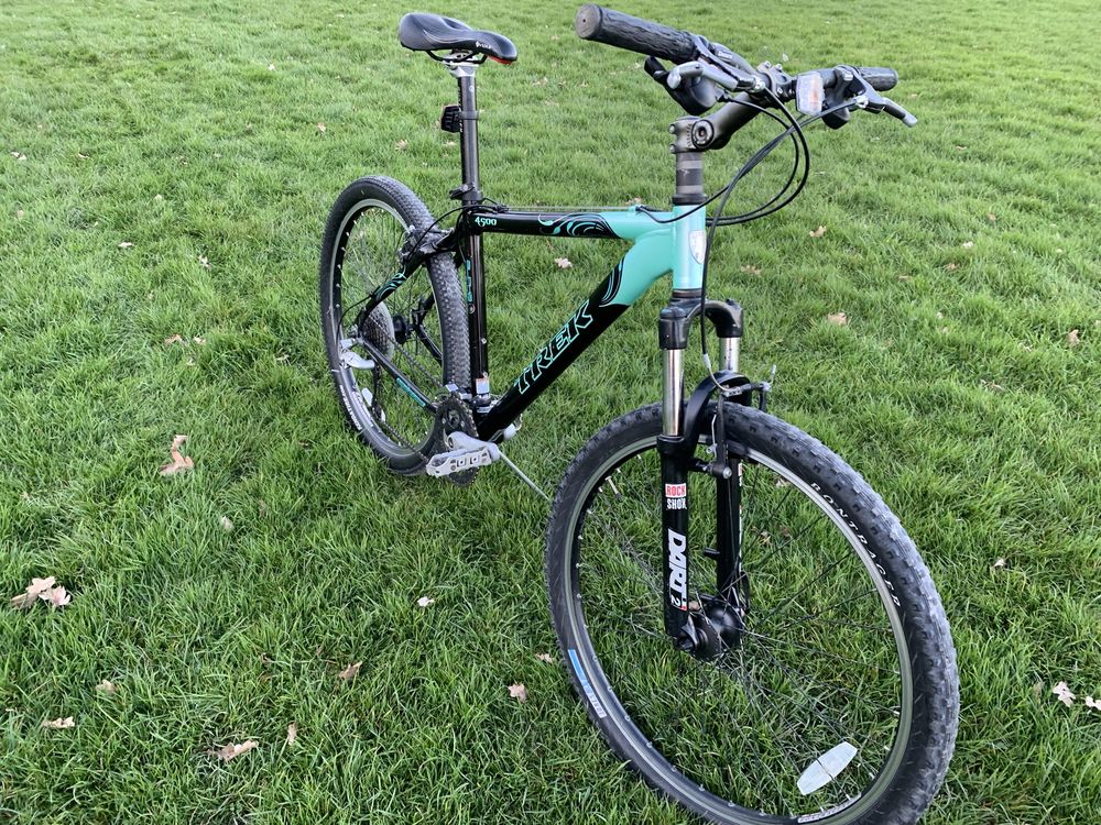 Велосипед гірський • Trek • Deore • Rock Shox