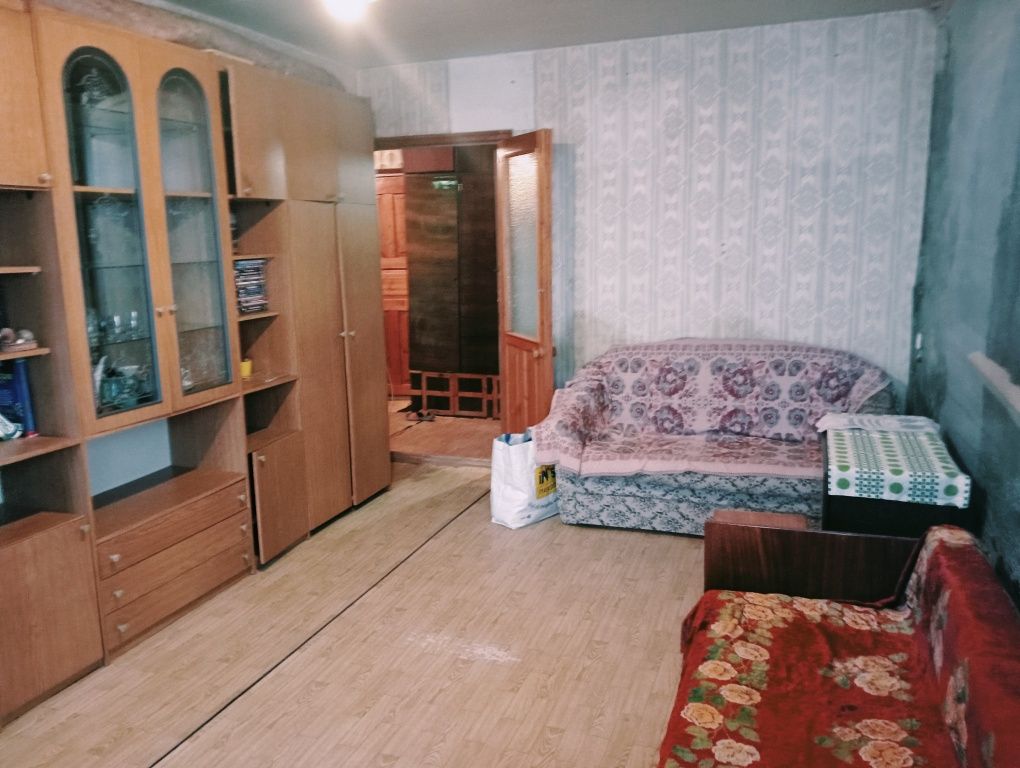 Сдам 2 ком квартиру Центр Стрелка Цирк