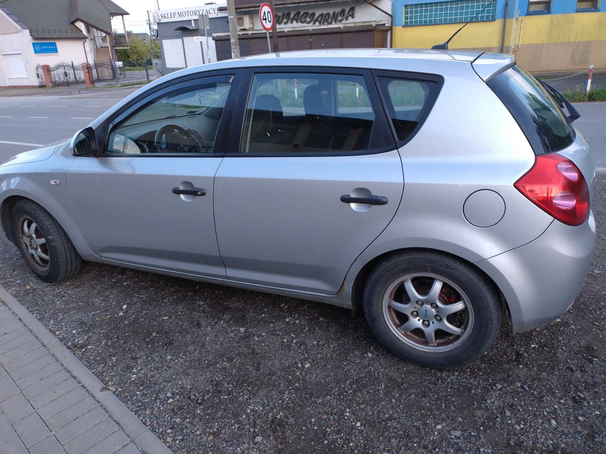 Kia cee'd 1,4+LPG 2007